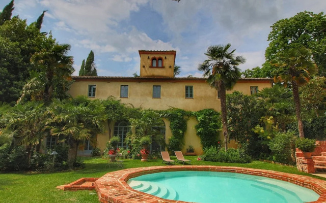 Panoramic Tuscan Villa
