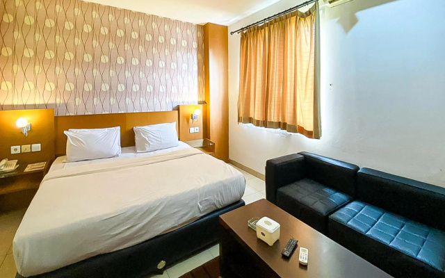 Cosmo Hotel – Guest Rooms – Jambi