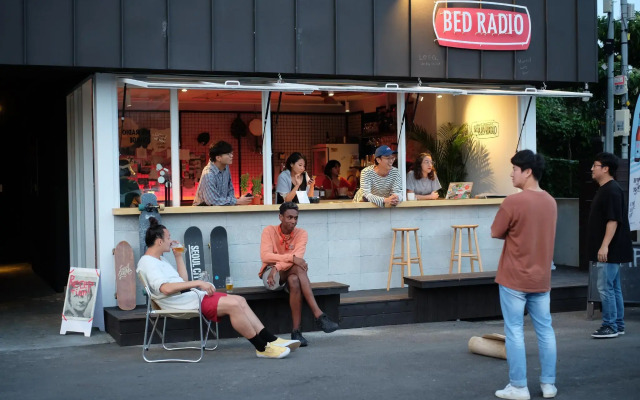 Bed Radio Dongmoon - Hostel