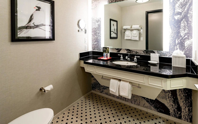 Williamsburg Lodge, Autograph Collection