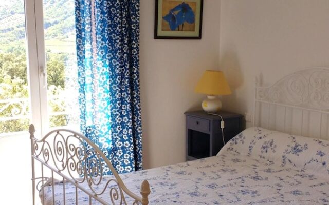 House With 3 Bedrooms in Roche-saint-secret-béconne, With Wonderful Mo