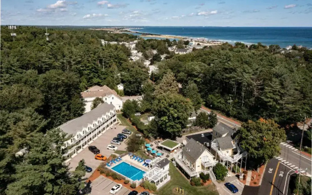 The Admiral's Inn Resort