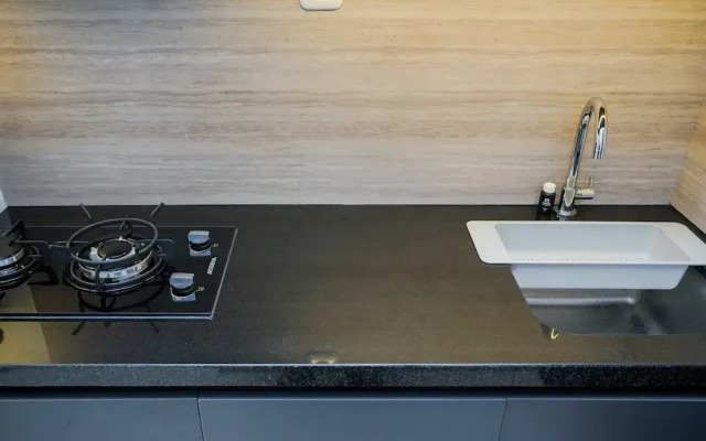 Comfort and Cozy Living Studio Springwood Residence Tangerang Apartment