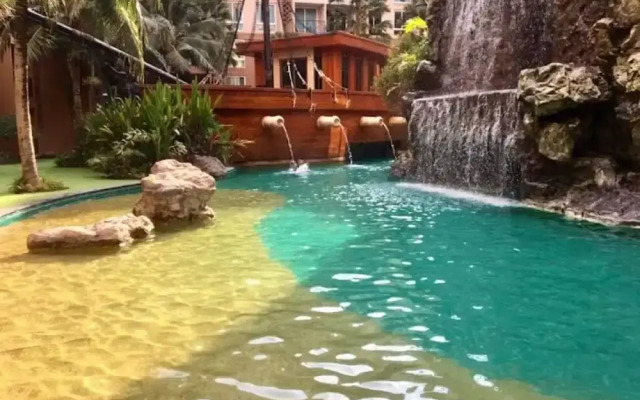 Pool View Nice Cool One Bedroom With 2 Large Beds