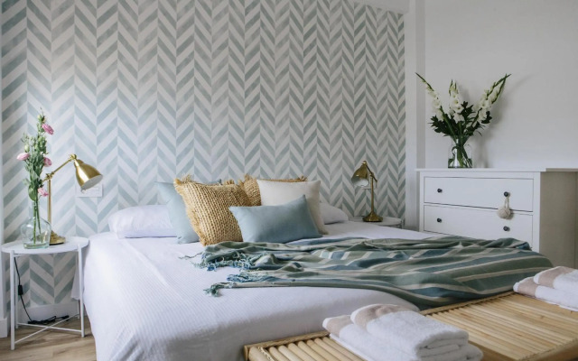 Stylish City Apartment