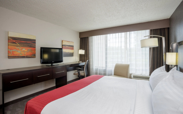 Holiday Inn Harrisburg - Hershey Area, I-81 by IHG