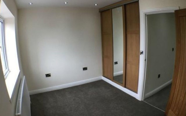 Modern 4 bed townhouse in Birmingham City Centre