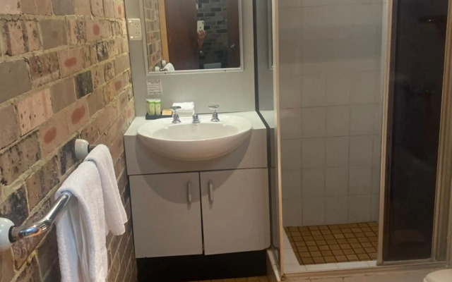 Avoca Beach Hotel
