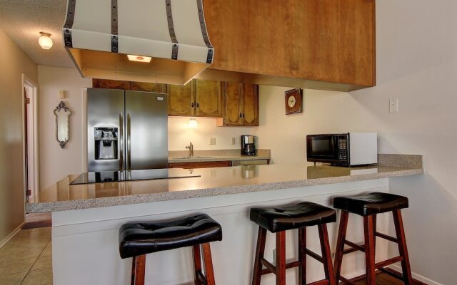 Comal River Condo 307