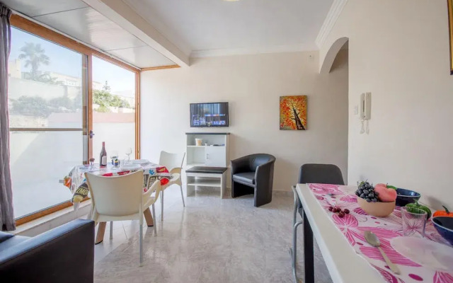 Merill Pool and Sea Penthouse Apart 7