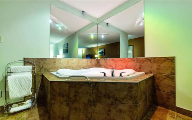Service Plus Inns and Suites Calgary