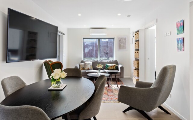 The Perfect City Pad - WiFi - Netflix