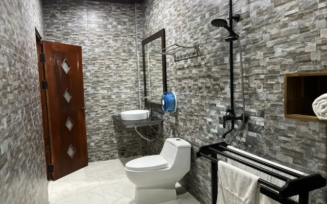 Xayana Home