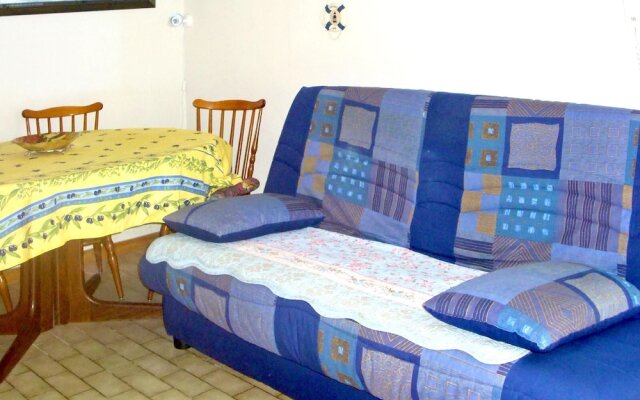 House With 2 Bedrooms in Hourtin, With Enclosed Garden - 11 km From th