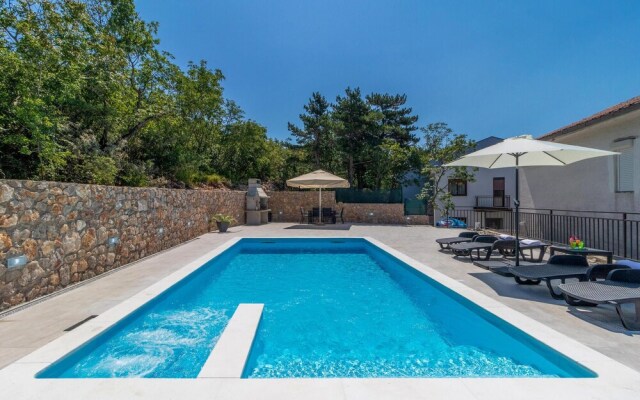 Amazing Home in Dramalj With Wifi and 2 Bedrooms