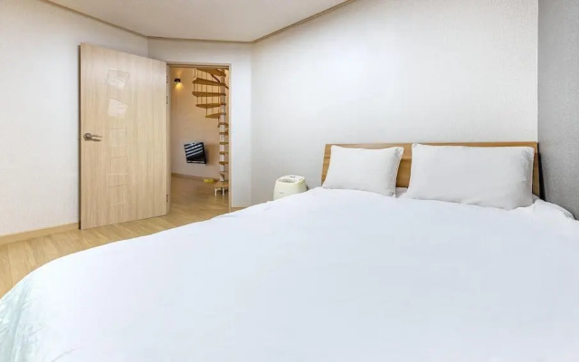 Gapyeong Walkingoncloud Pension&glamping