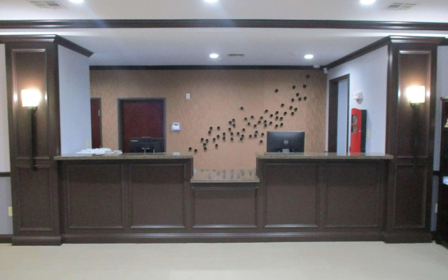 Best Western Carthage Inn & Suites