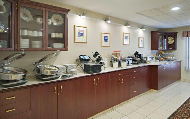 Best Western Plus Red Deer Inn & Suites