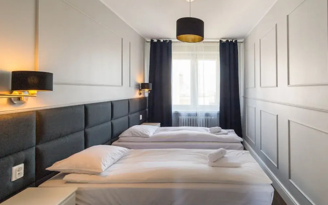 Executive 3 Bedroom Apartament by Your F