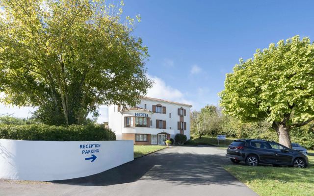 Sure Hotel by Best Western Saintes