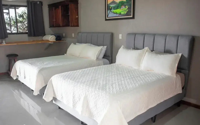 Almore Hotel