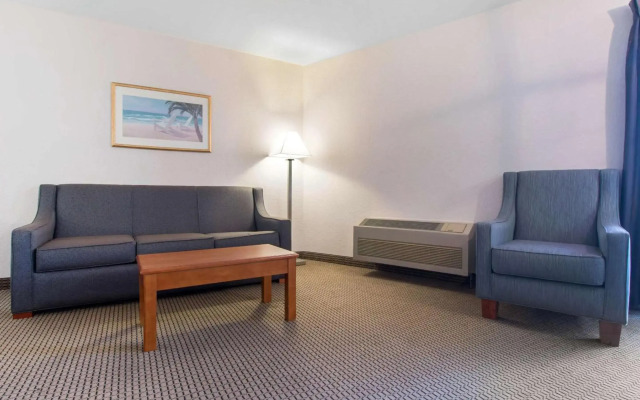 Quality Inn & Suites Crescent City Redwood Coast