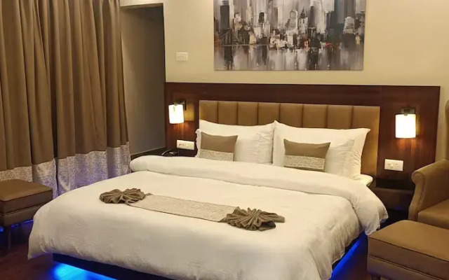 Xcelsior Hotel And Spa By Roh