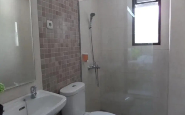 Halona Guest House
