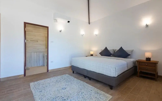 Tropical 6 Bedroom Villa Sanctuary