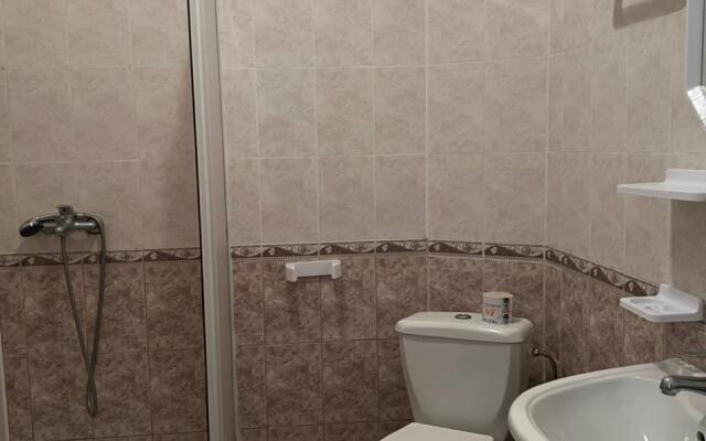 Noshen guest house
