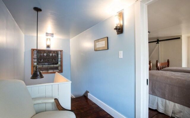 Bluethistle Bed & Breakfast