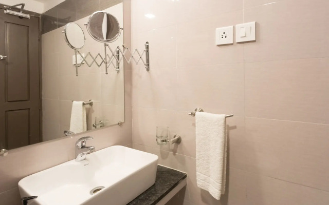 Zip by Spree Hotel Mangala International