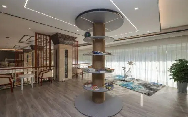 Shiping Shancheng Hotel (Culture Park)
