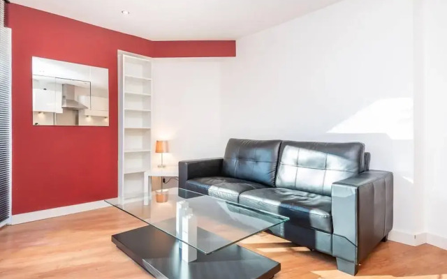 Garden View Studio Near the City Centre