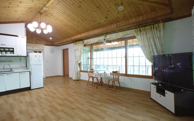 Ganghwa Prairie Home Pension