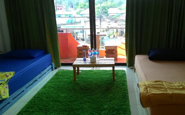 Green Leaf Guest House