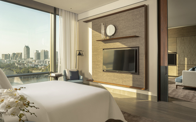 Отель Four Seasons Bangkok at Chao Phraya River