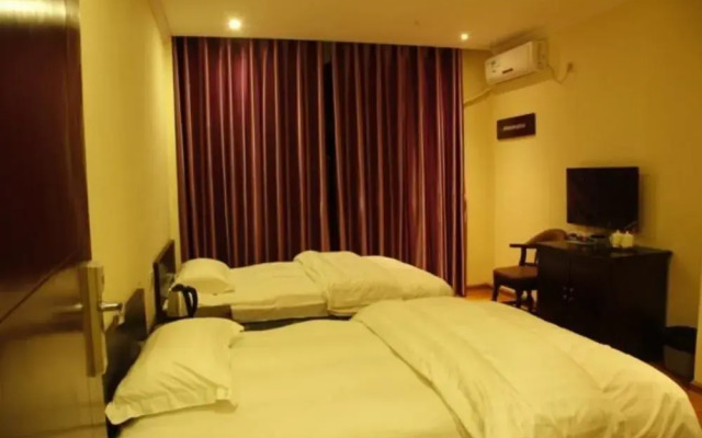 Beihai Old Street Zhuhailou Inn