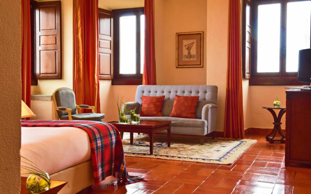 Pousada Castelo de Palmela - Historic Hotel