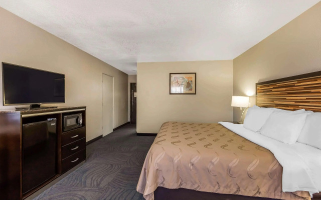 Quality Inn Fallbrook I-15