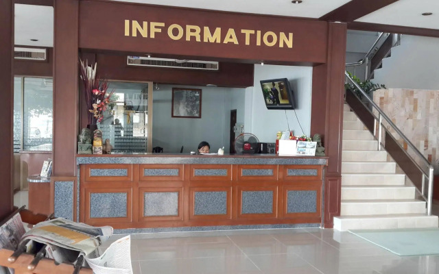 Win Hotel