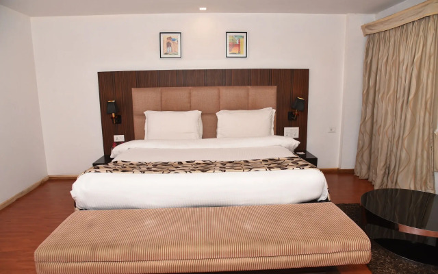 Top3 Lords Resort Bhavnagar