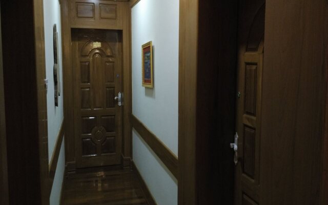 Kong Loon Motel 2