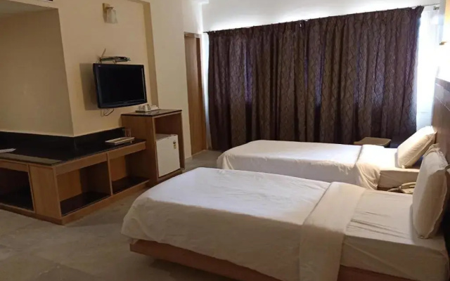 Bhimas Deluxe Hotel