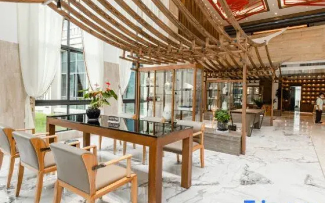 Shiniu Mountain Hotel