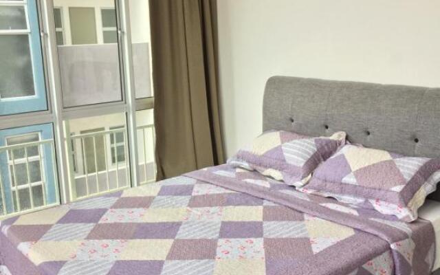 Cameron Barrington Square 1Room @ Golden Hill