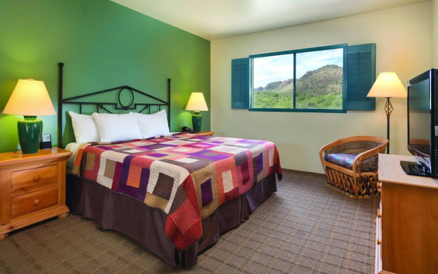 Starr Pass Golf Suites
