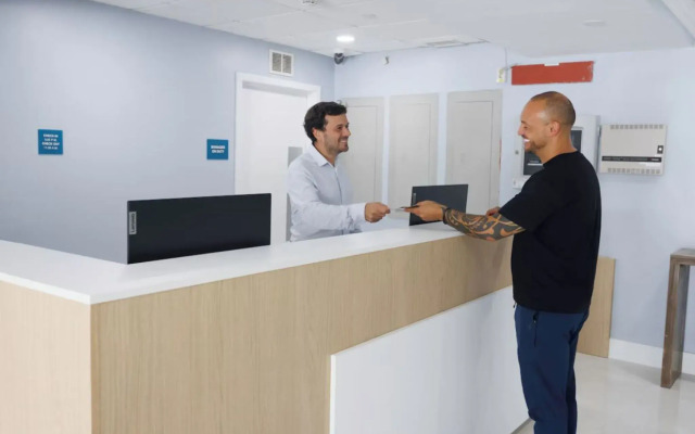 B&B Hotel Miami Airport