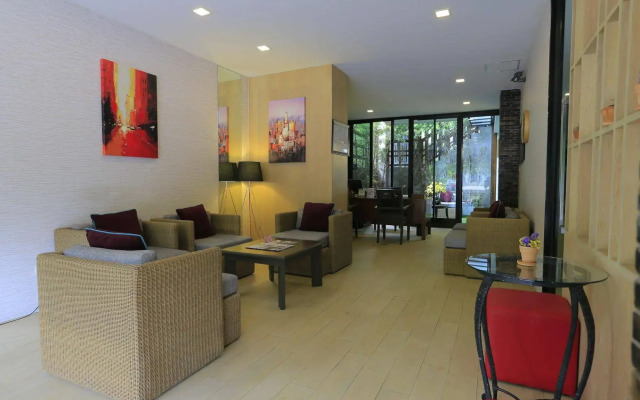 The Peaberry Explorer Hotel