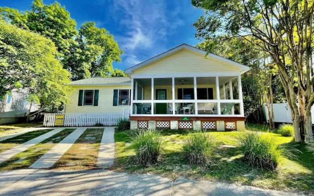 Country Club Drive 406